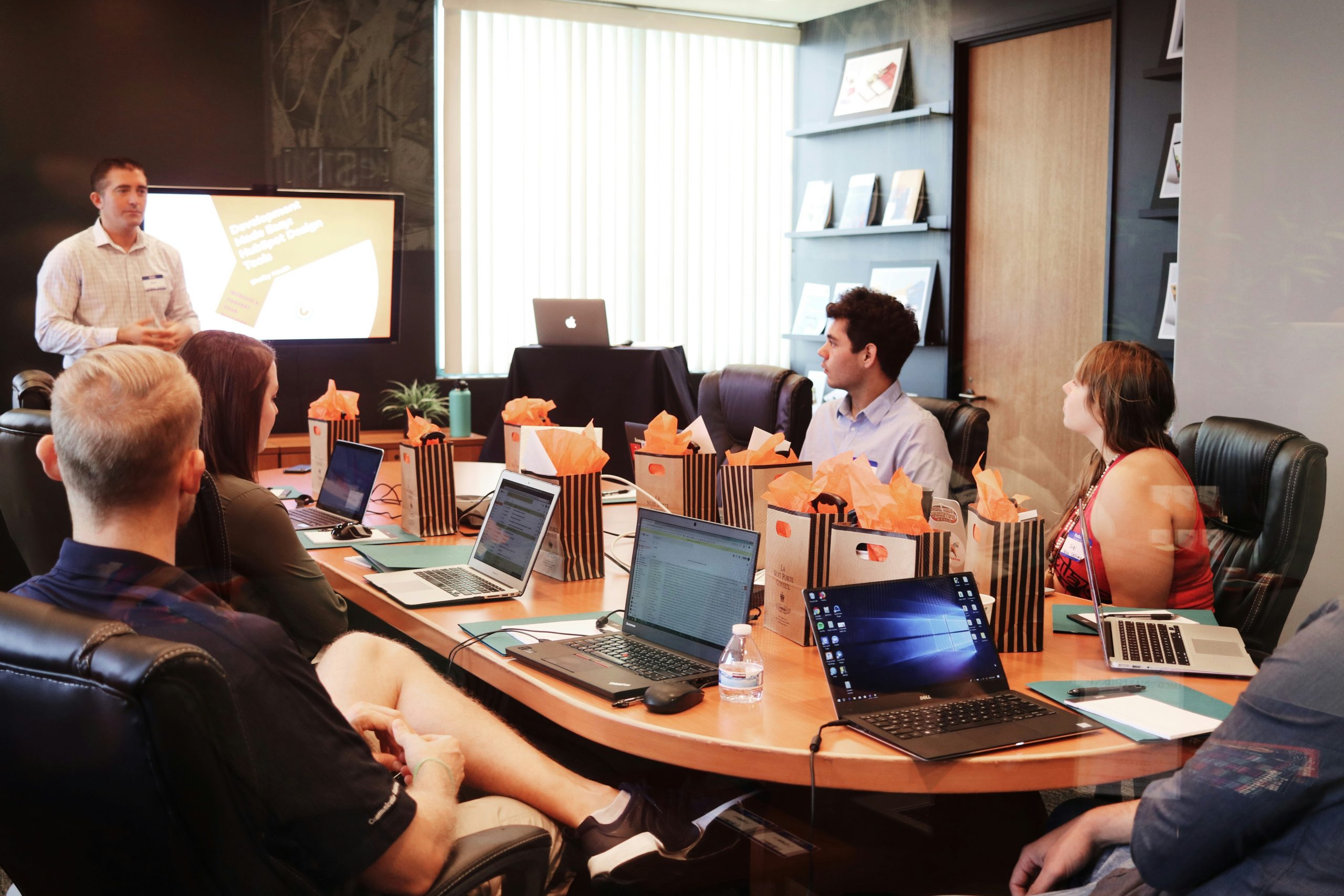 A Handy Primer on Drafting and Updating Employee Handbooks presented by LexisNexis